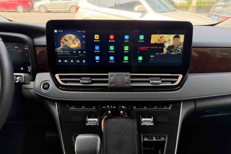 Used Hongqi HQ9 PHEV 2024 2.0T Four-Wheel Drive Luxury Edition Instrument Cluster