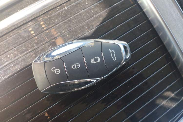 Used Hongqi HQ9 PHEV 2024 2.0T Four-Wheel Drive Business Edition Interior 1