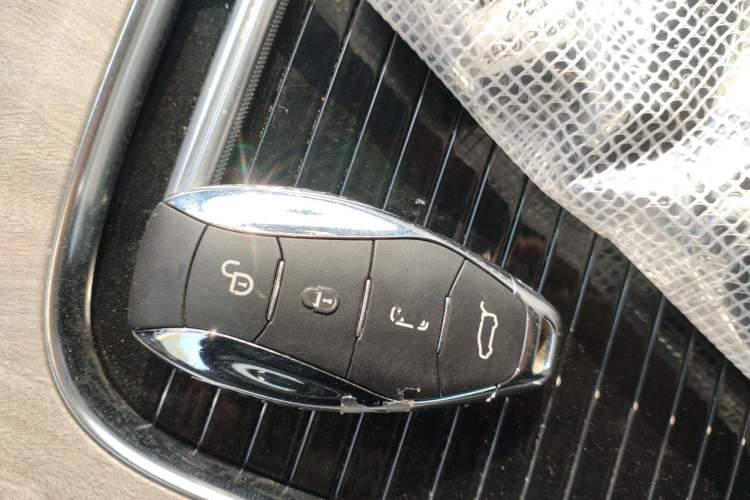 Used Hongqi HQ9 PHEV 2024 2.0T Four-Wheel Drive Business Edition Interior 1