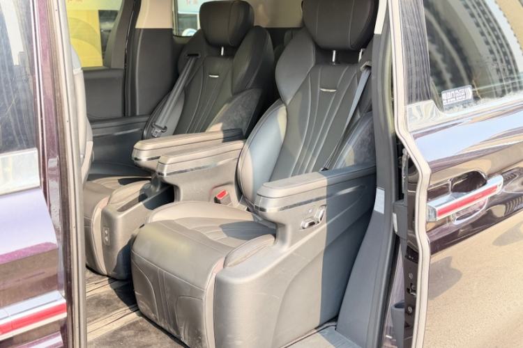 Used Hongqi HQ9 PHEV 2024 2.0T Four-Wheel Drive Business Edition Interior 3