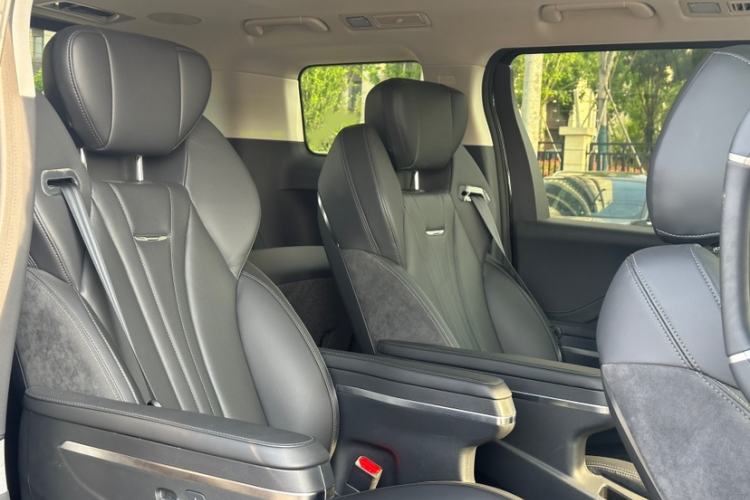Used Hongqi HQ9 PHEV 2024 2.0T Four-Wheel Drive Business Edition Interior 5
