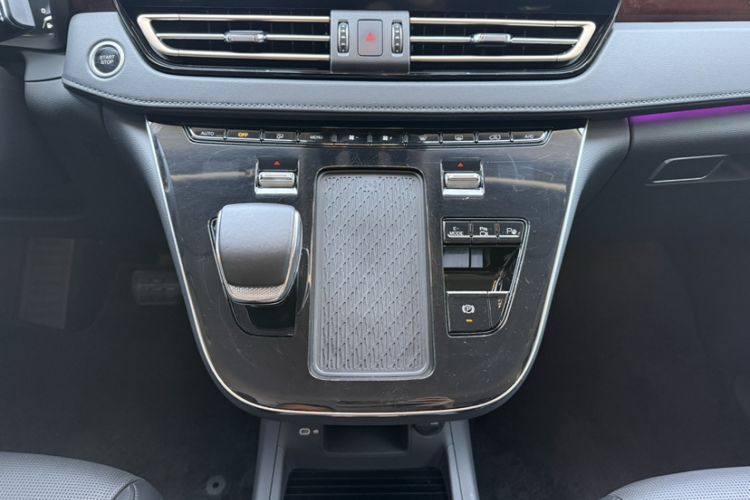 Used Hongqi HQ9 PHEV 2024 2.0T Four-Wheel Drive Luxury Edition Interior 7