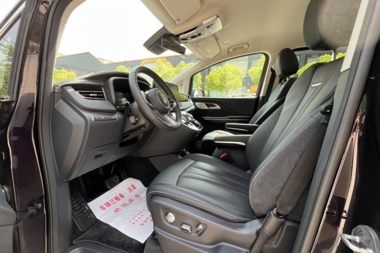 Used Hongqi HQ9 PHEV 2024 2.0T Four-Wheel Drive Luxury Edition Interior 9