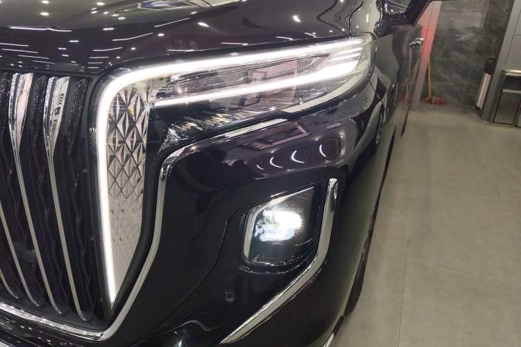Used Hongqi HQ9 PHEV 2024 2.0T Four-Wheel Drive Luxury Edition Left Front Headlight