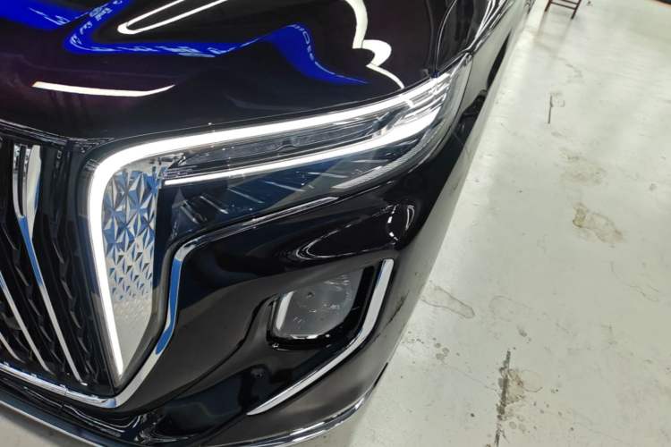 Used Hongqi HQ9 PHEV 2024 2.0T Four-Wheel Drive Luxury Edition Left Front Headlight