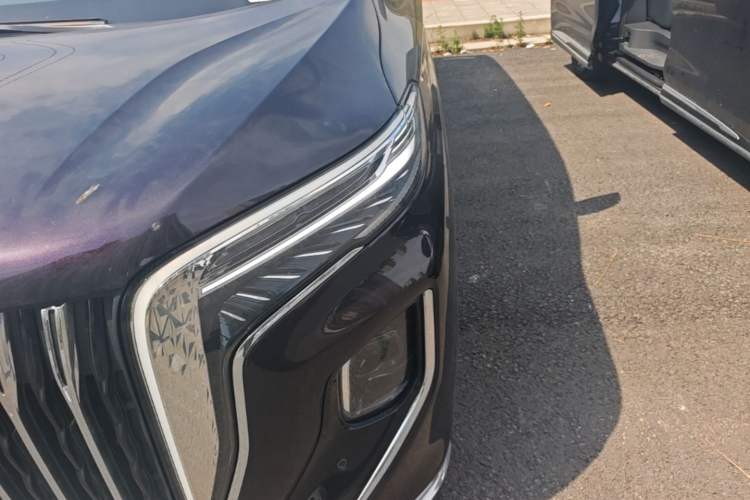 Used Hongqi HQ9 PHEV 2024 2.0T Four-Wheel Drive Business Edition Left Front Headlight