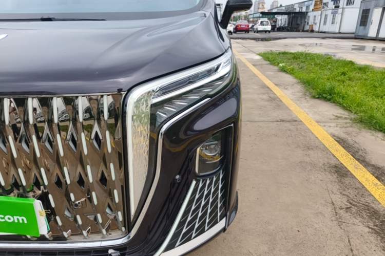 Used Hongqi HQ9 PHEV 2024 2.0T Four-Wheel Drive Business Edition Left Front Headlight