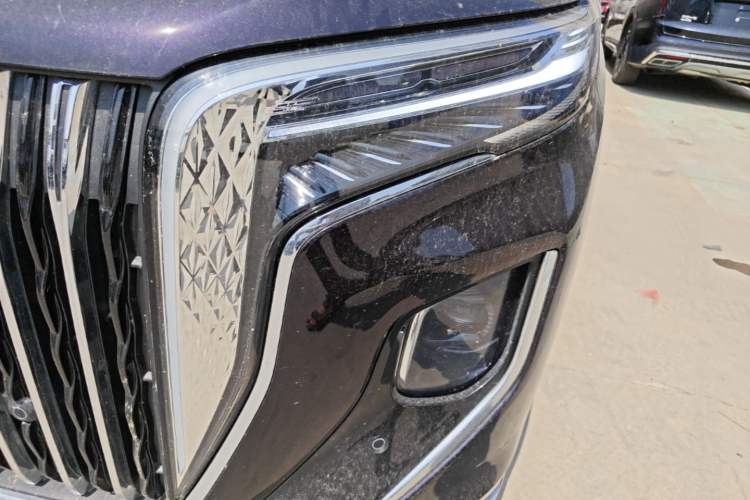 Used Hongqi HQ9 PHEV 2024 2.0T Four-Wheel Drive Business Edition Left Front Headlight