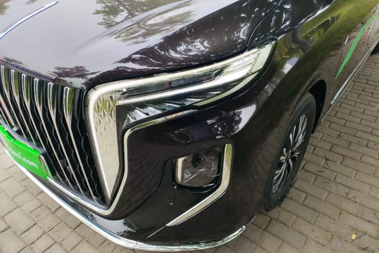 Used Hongqi HQ9 PHEV 2024 2.0T Four-Wheel Drive Luxury Edition Left Front Headlight