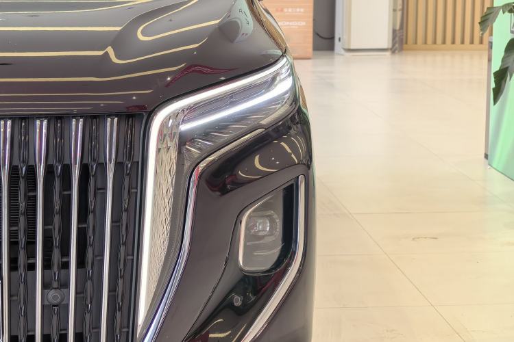 Used Hongqi HQ9 PHEV 2024 2.0T Four-Wheel Drive Business Edition Left Front Headlight