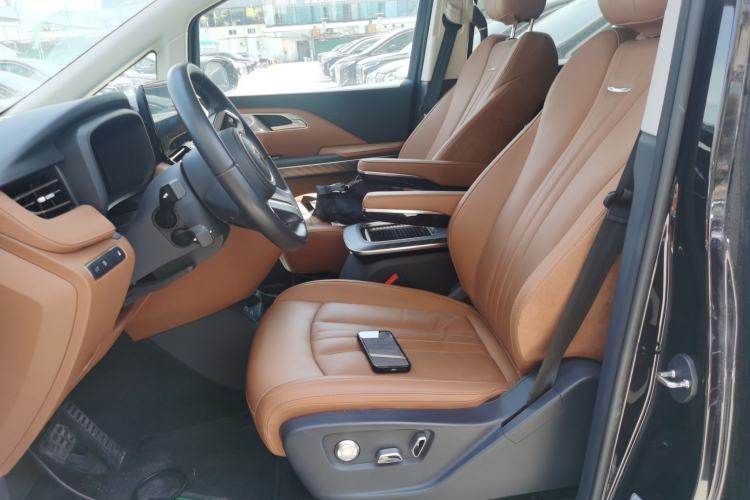 Used Hongqi HQ9 PHEV 2024 2.0T Four-Wheel Drive Business Edition Left Front Seat
