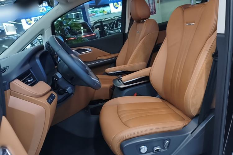 Used Hongqi HQ9 PHEV 2024 2.0T Four-Wheel Drive Business Edition Left Front Seat