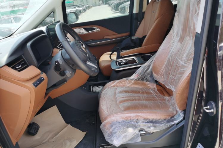 Used Hongqi HQ9 PHEV 2024 2.0T Four-Wheel Drive Business Edition Left Front Seat