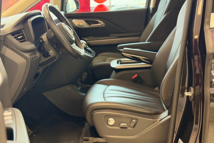 Used Hongqi HQ9 PHEV 2024 2.0T Four-Wheel Drive Business Edition Left Front Seat