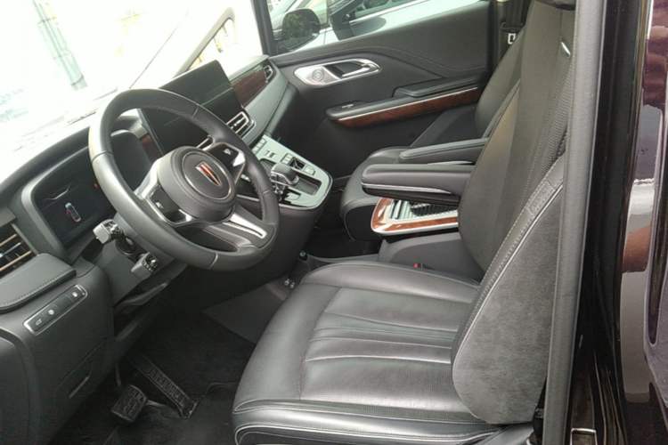 Used Hongqi HQ9 PHEV 2024 2.0T Four-Wheel Drive Luxury Edition Left Front Seat