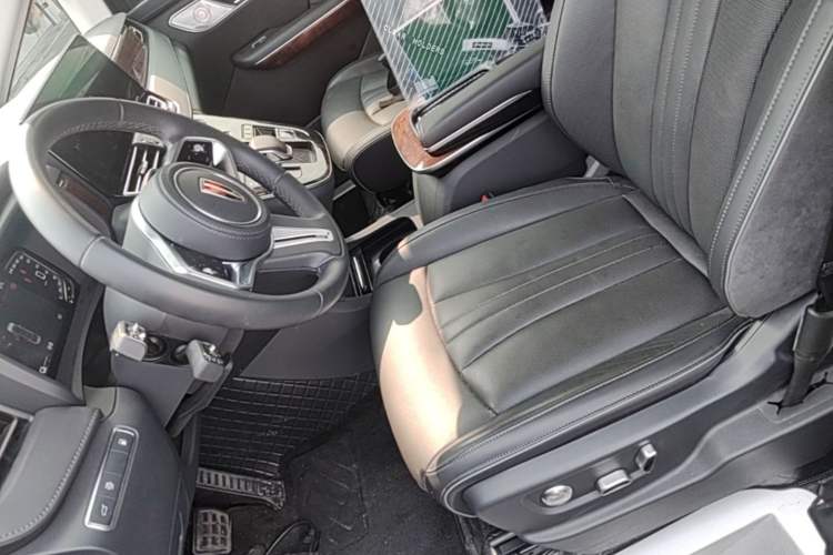 Used Hongqi HQ9 PHEV 2024 2.0T Four-Wheel Drive Luxury Edition Left Front Seat
