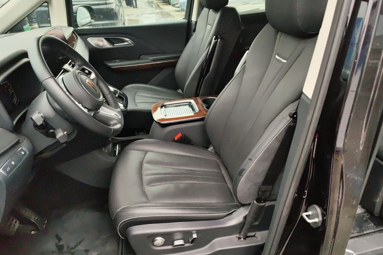 Used Hongqi HQ9 PHEV 2024 2.0T Four-Wheel Drive Luxury Edition Left Front Seat