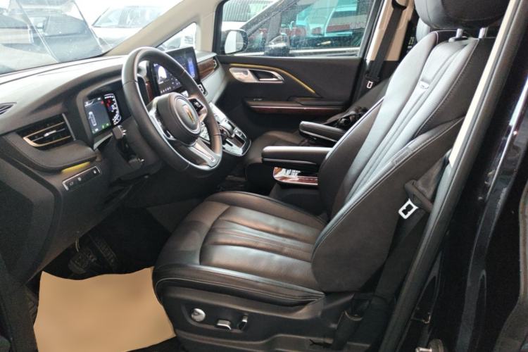 Used Hongqi HQ9 PHEV 2024 2.0T Four-Wheel Drive Luxury Edition Left Front Seat