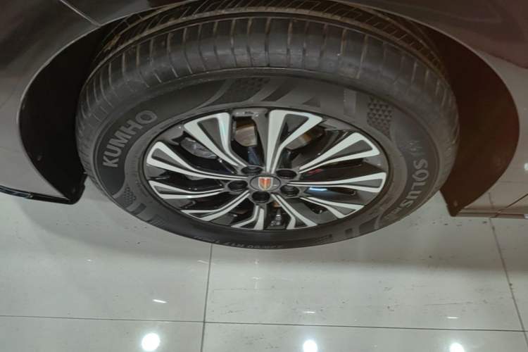 Used Hongqi HQ9 PHEV 2024 2.0T Four-Wheel Drive Luxury Edition Left Front Wheel Hub