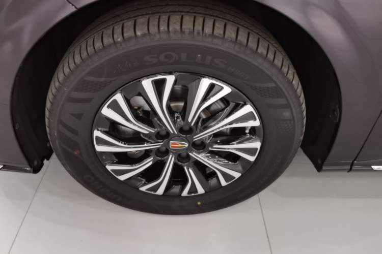 Used Hongqi HQ9 PHEV 2024 2.0T Four-Wheel Drive Luxury Edition Left Front Wheel Hub