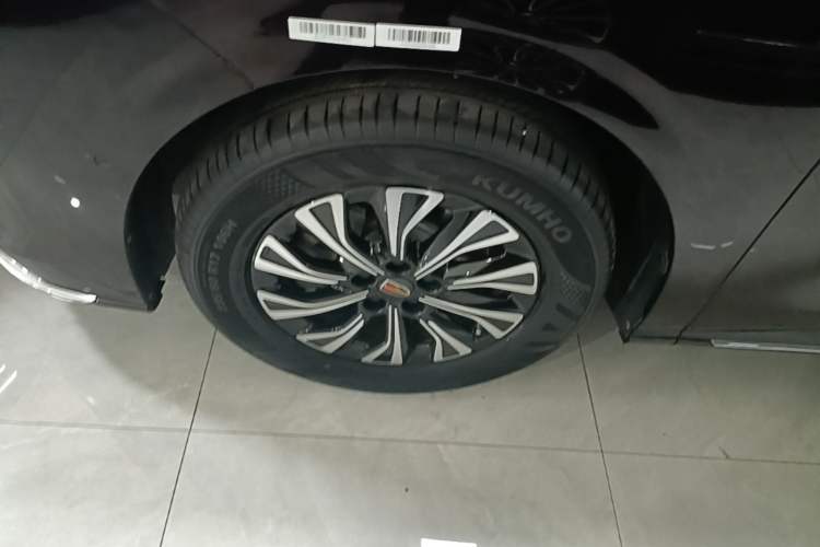 Used Hongqi HQ9 PHEV 2024 2.0T Four-Wheel Drive Luxury Edition Left Front Wheel Hub