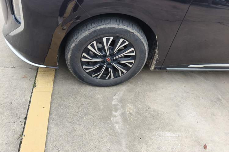 Used Hongqi HQ9 PHEV 2024 2.0T Four-Wheel Drive Luxury Edition Left Front Wheel Hub