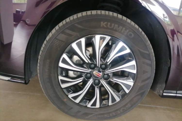 Used Hongqi HQ9 PHEV 2024 2.0T Four-Wheel Drive Luxury Edition Left Front Wheel Hub