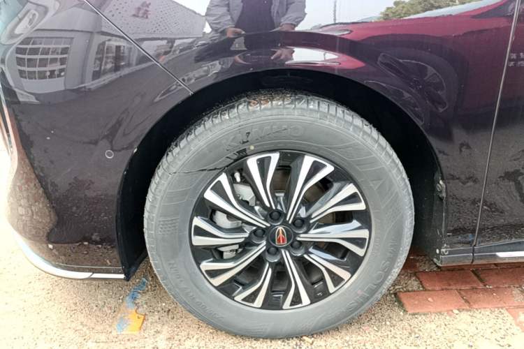 Used Hongqi HQ9 PHEV 2024 2.0T Four-Wheel Drive Luxury Edition Left Front Wheel Hub