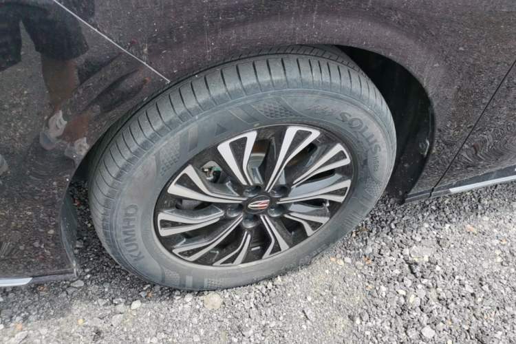 Used Hongqi HQ9 PHEV 2024 2.0T Four-Wheel Drive Business Edition Left Front Wheel Hub