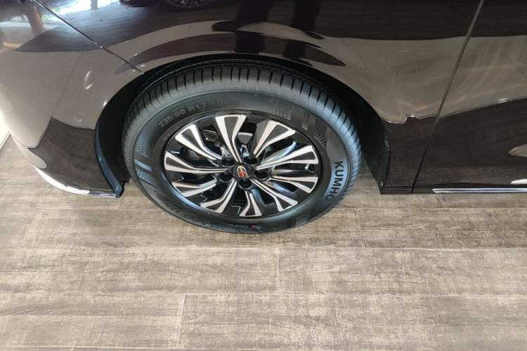 Used Hongqi HQ9 PHEV 2024 2.0T Four-Wheel Drive Luxury Edition Left Front Wheel Hub