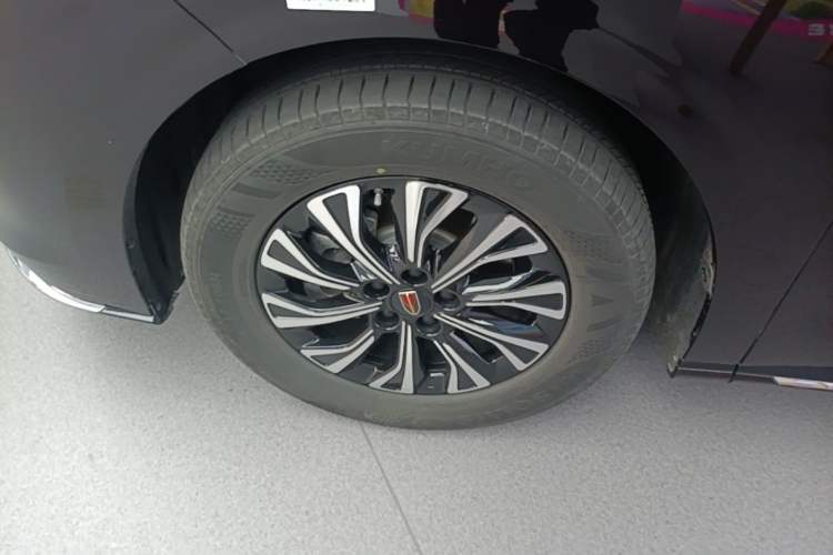 Used Hongqi HQ9 PHEV 2024 2.0T Four-Wheel Drive Business Edition Left Front Wheel Hub