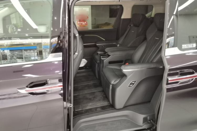Used Hongqi HQ9 PHEV 2024 2.0T Four-Wheel Drive Luxury Edition Left Rear Seat