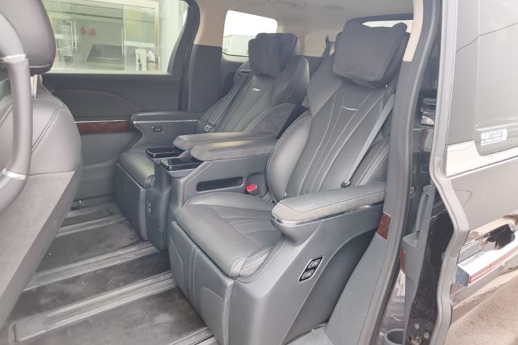 Used Hongqi HQ9 PHEV 2024 2.0T Four-Wheel Drive Luxury Edition Left Rear Seat