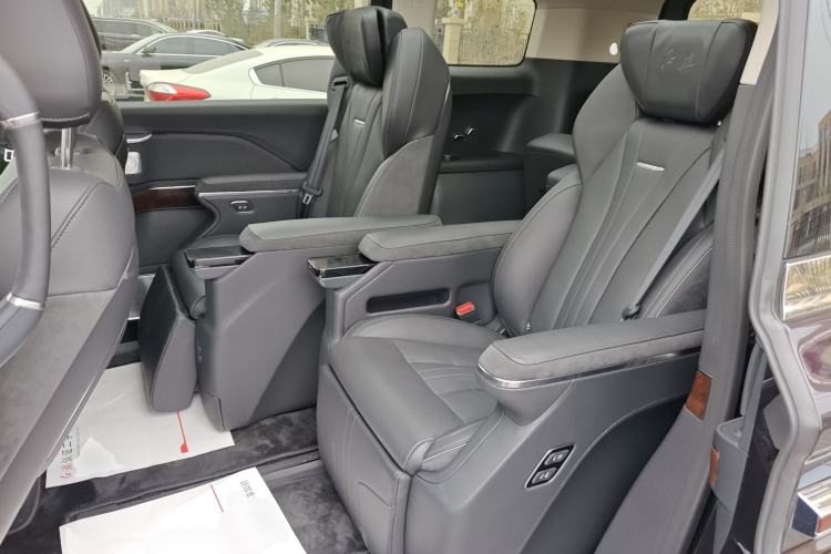 Used Hongqi HQ9 PHEV 2024 2.0T Four-Wheel Drive Luxury Edition Left Rear Seat