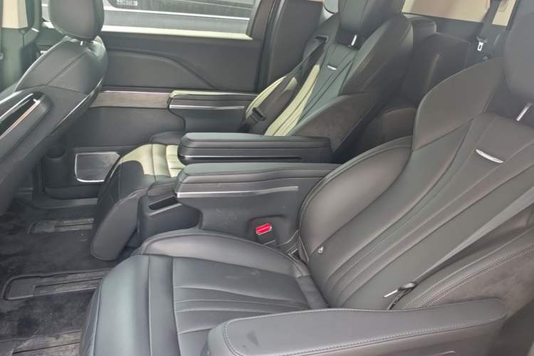 Used Hongqi HQ9 PHEV 2024 2.0T Four-Wheel Drive Business Edition Left Rear Seat