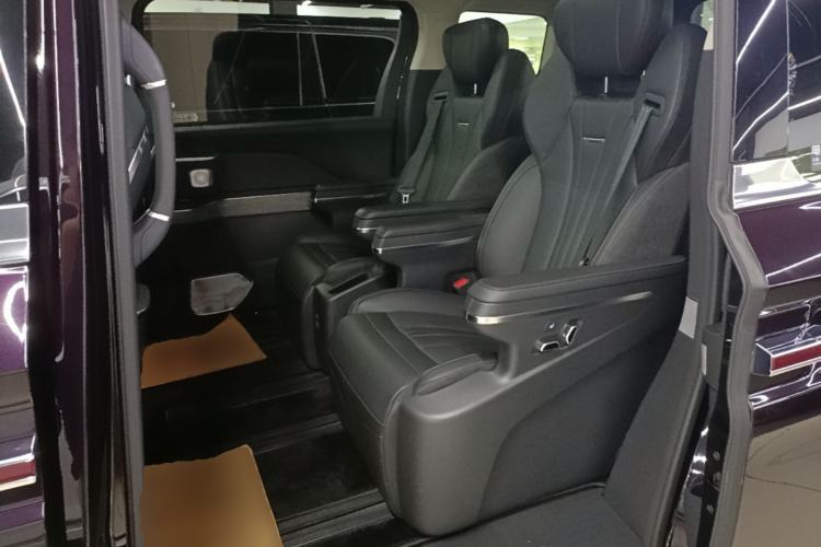 Used Hongqi HQ9 PHEV 2024 2.0T Four-Wheel Drive Business Edition Left Rear Seat