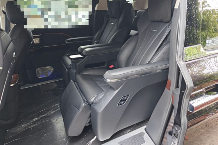Used Hongqi HQ9 PHEV 2024 2.0T Four-Wheel Drive Luxury Edition Left Rear Seat