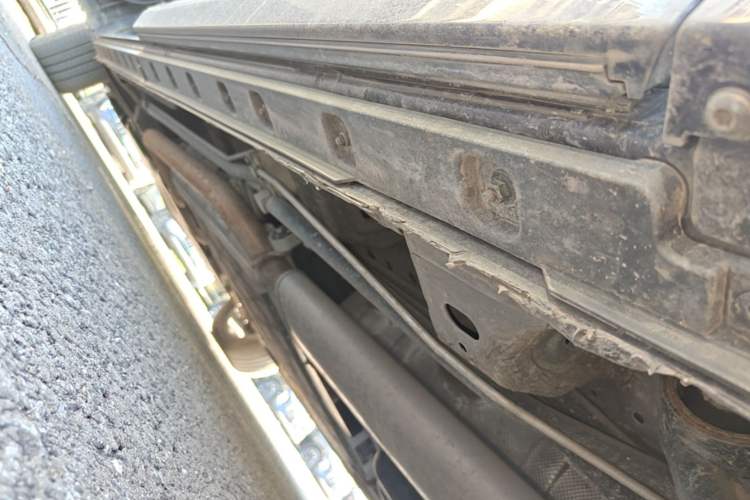 Used Hongqi HQ9 PHEV 2024 2.0T Four-Wheel Drive Business Edition Left Side Sill
