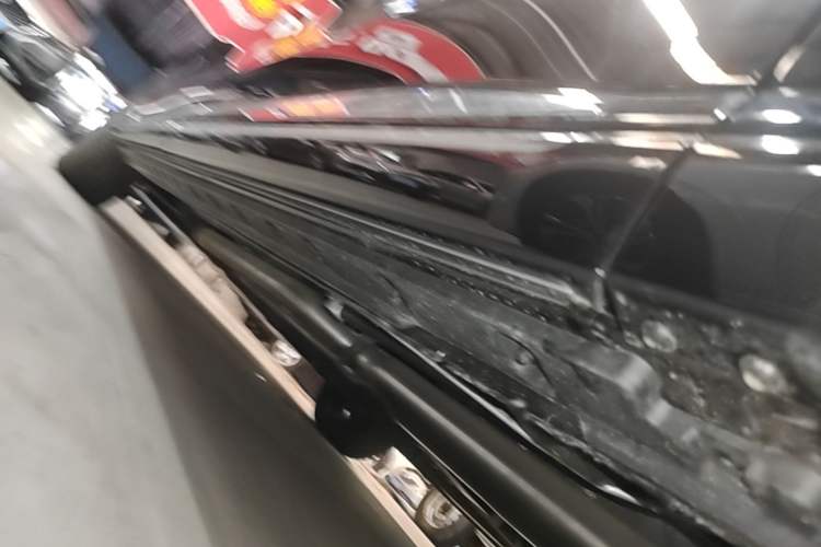 Used Hongqi HQ9 PHEV 2024 2.0T Four-Wheel Drive Business Edition Left Side Sill