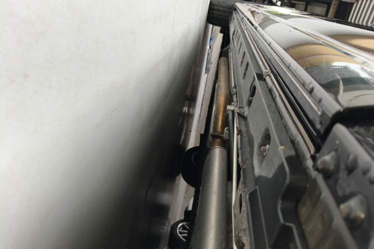 Used Hongqi HQ9 PHEV 2024 2.0T Four-Wheel Drive Luxury Edition Left Side Sill