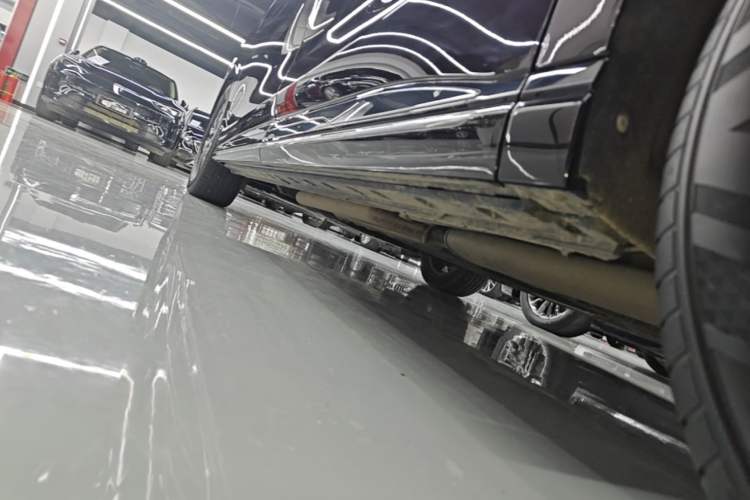 Used Hongqi HQ9 PHEV 2024 2.0T Four-Wheel Drive Luxury Edition Left Side Sill
