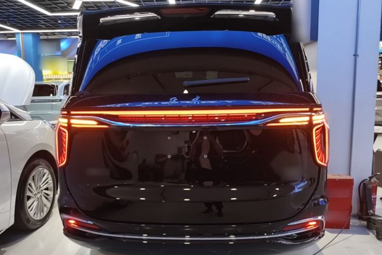 Used Hongqi HQ9 PHEV 2024 2.0T Four-Wheel Drive Business Edition Rear