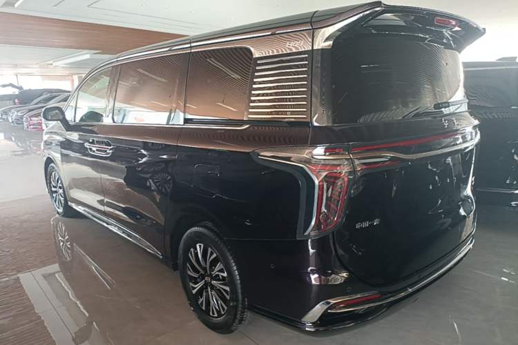 Used Hongqi HQ9 PHEV 2024 2.0T Four-Wheel Drive Luxury Edition Rear Left 45 Deg