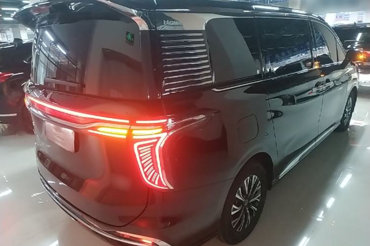 Used Hongqi HQ9 PHEV 2024 2.0T Four-Wheel Drive Flagship Edition Rear Right 45 Deg