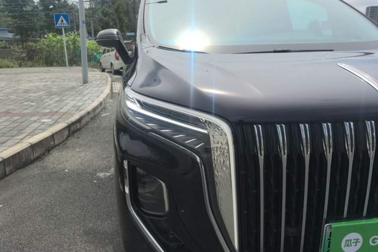 Used Hongqi HQ9 PHEV 2024 2.0T Four-Wheel Drive Business Edition Right Front Headlight