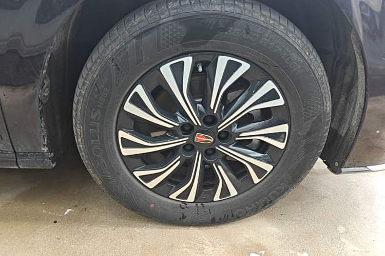 Used Hongqi HQ9 PHEV 2024 2.0T Four-Wheel Drive Luxury Edition Right Front Wheel Hub
