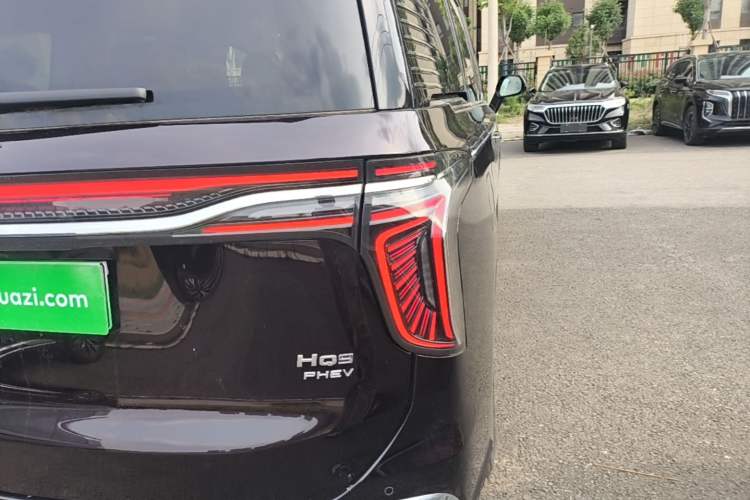 Used Hongqi HQ9 PHEV 2024 2.0T Four-Wheel Drive Business Edition Right Rear Taillight
