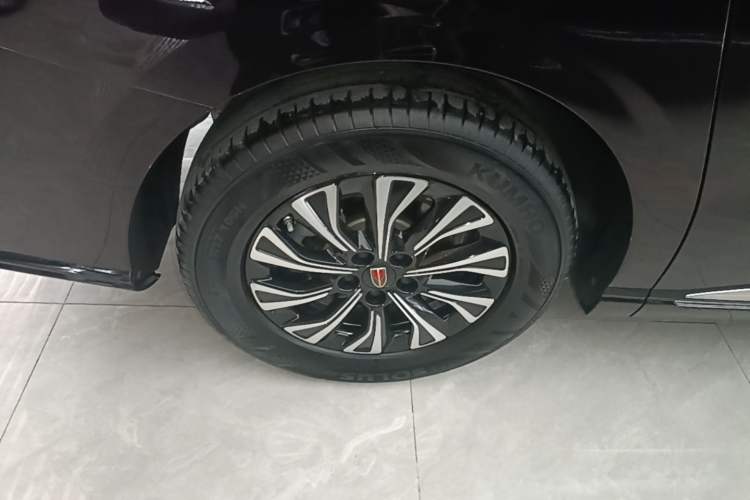 Used Hongqi HQ9 PHEV 2024 2.0T Four-Wheel Drive Luxury Edition Right Rear Wheel Hub