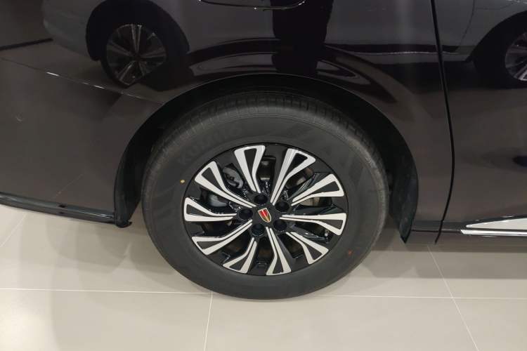 Used Hongqi HQ9 PHEV 2024 2.0T Four-Wheel Drive Luxury Edition Right Rear Wheel Hub