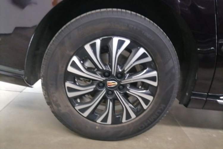 Used Hongqi HQ9 PHEV 2024 2.0T Four-Wheel Drive Luxury Edition Right Rear Wheel Hub
